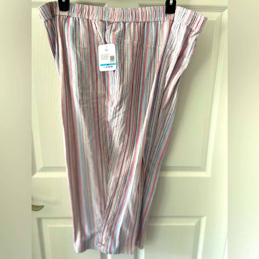🌸NWT🌸Emily Daniels🌸Crop Pants🌸2X🌸